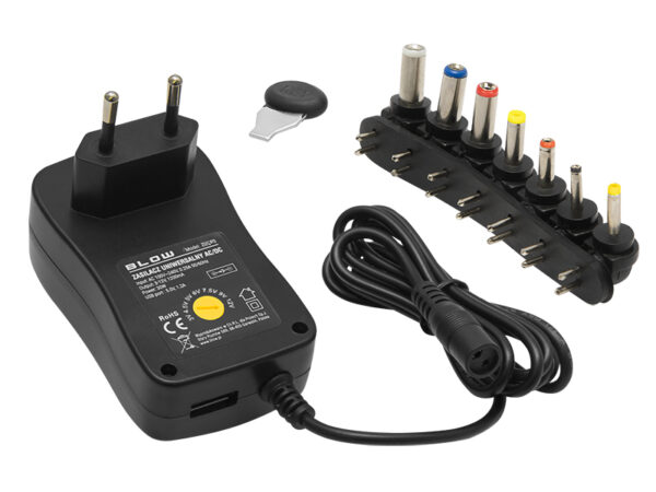 Univerzálny sieťový adaptér 12V 2000mA ZI2000
